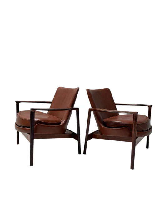 Two Mid-Century Modern Lounge Chairs by Ib Kofod-Larsen for Frõscher, 1970s
